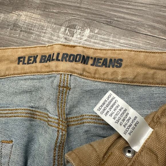 Duluth Trading Co Flex Ballroom Mid Wash Blue‎ Men 42x32 Relaxed Fit Denim Jeans - Picture 5 of 15